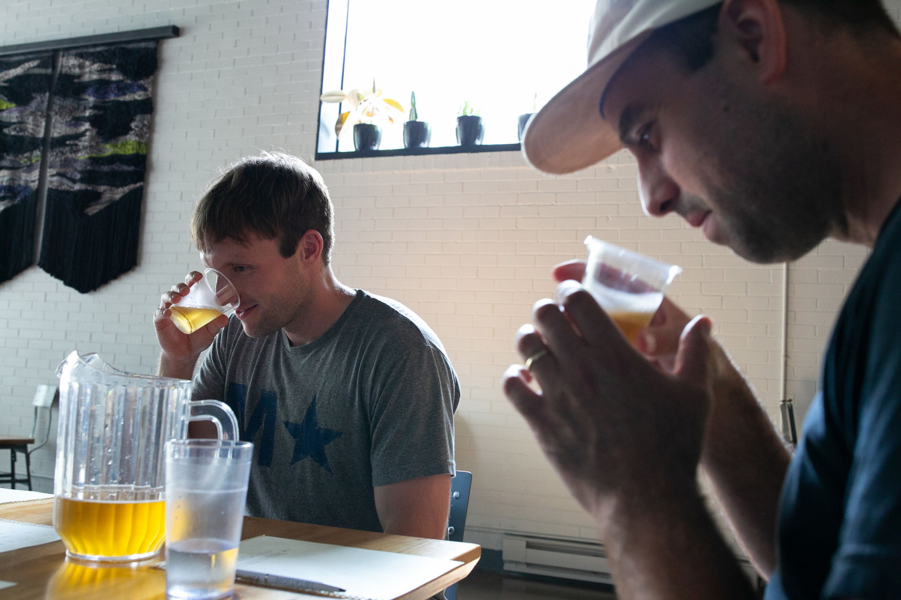 FOOD-WBS-CRAFTBREWERS-LIGHTBEER-1-TB